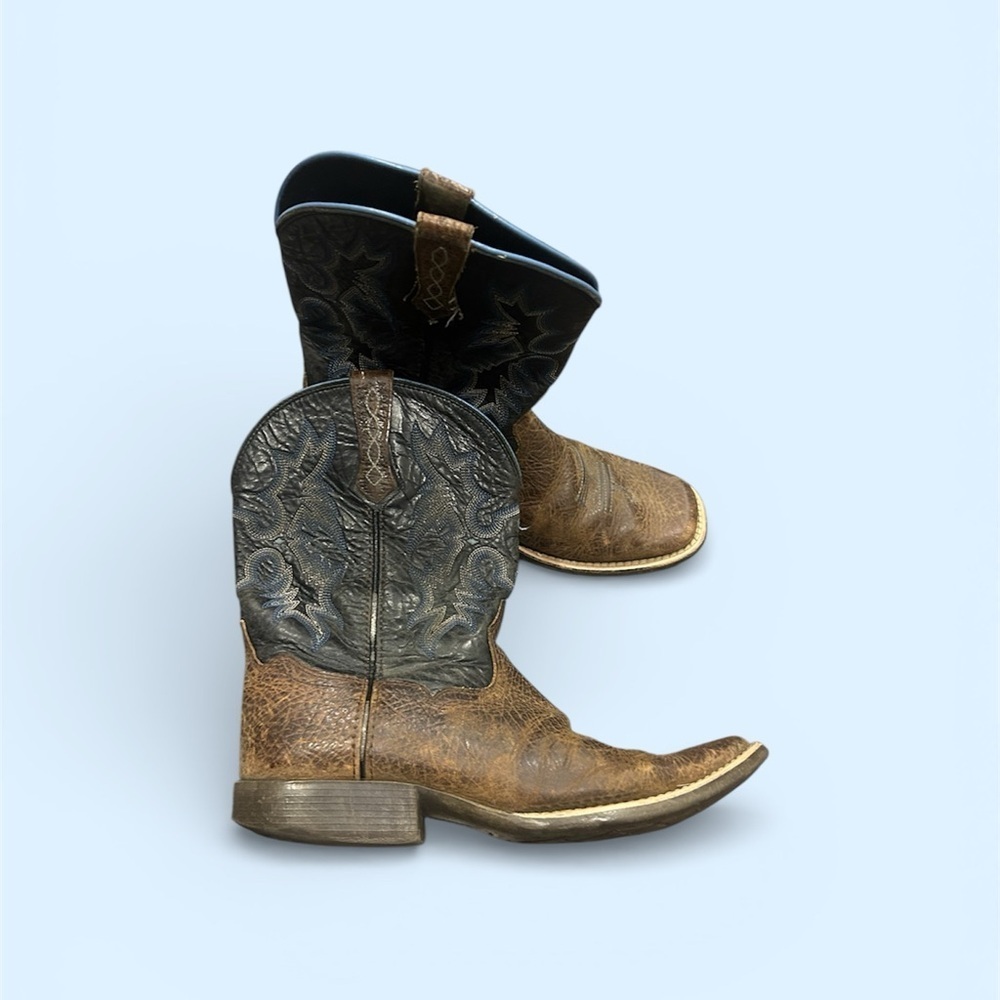 Ariat square toe Leather Western Boots - Picture 2 of 6